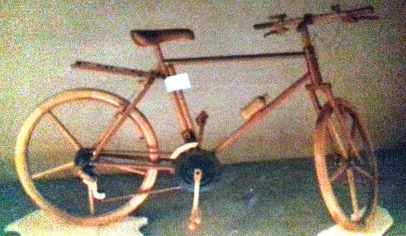 Brahim o’Meqqran - Vélo entièrement conçu en bois