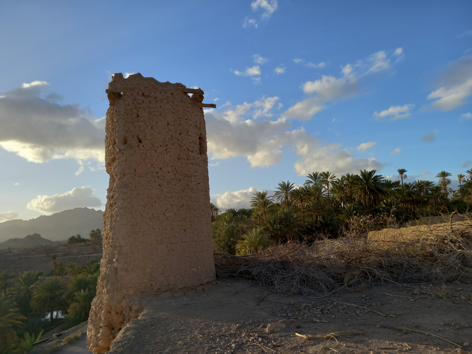 Loudaghir Afrdou : ancienne tour de garde