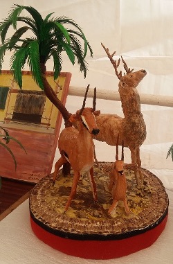 Môu Zaïd - Travaux à base de noyaux de dattes et autres matériaux