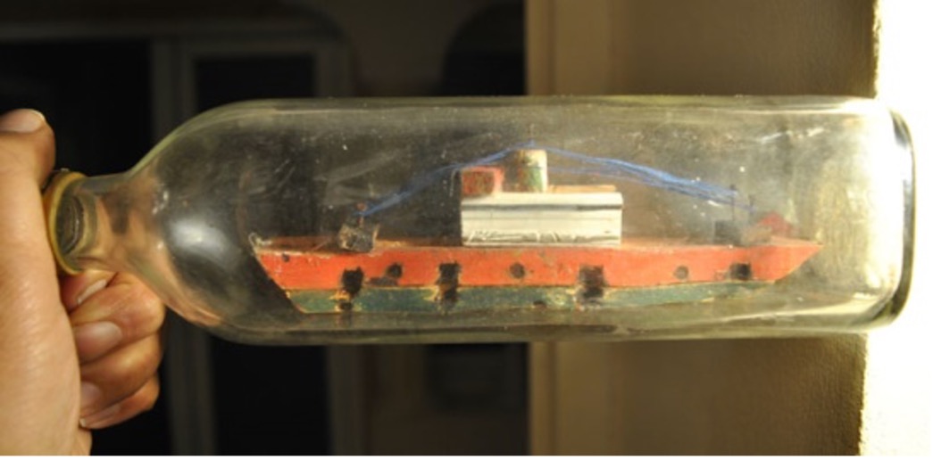 Omar Bouâkka - Bateau mis en bouteille